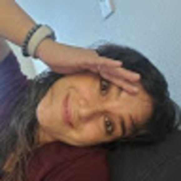 Meet your Posher, Monica - Picture 1 of 1